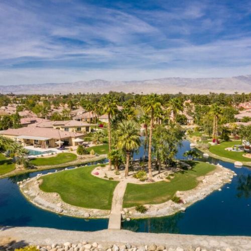 Indian Palms CC - Lake and Island