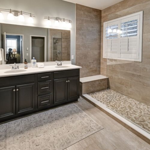 Master Ensuite Ensuite and Walk-in Shower