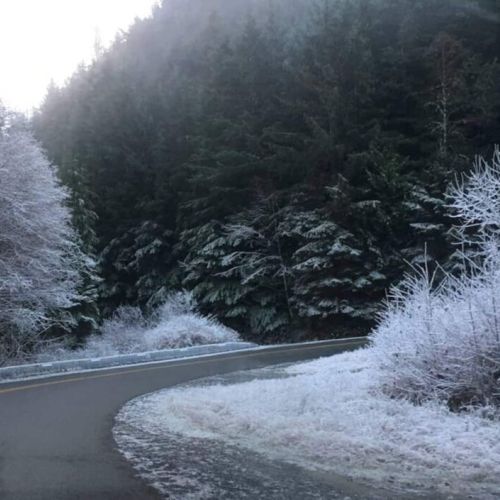The road to Victoria, one winter day