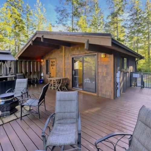 Large private deck and covered BBQ area